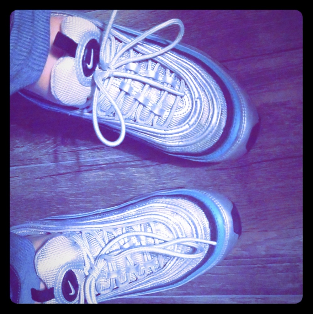 96 Nike Air Max silver and turquoise